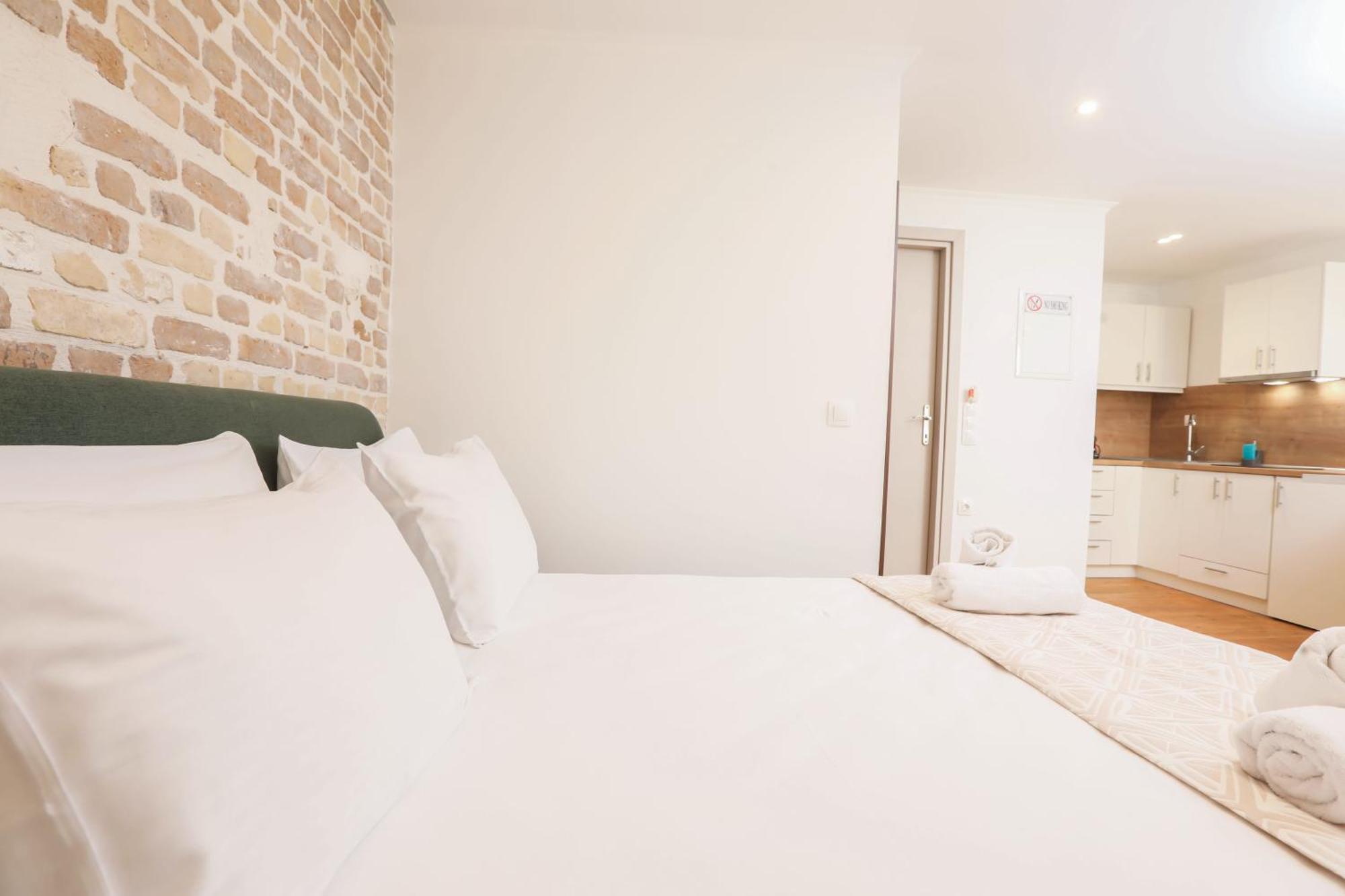 Apartament Solonos Homes