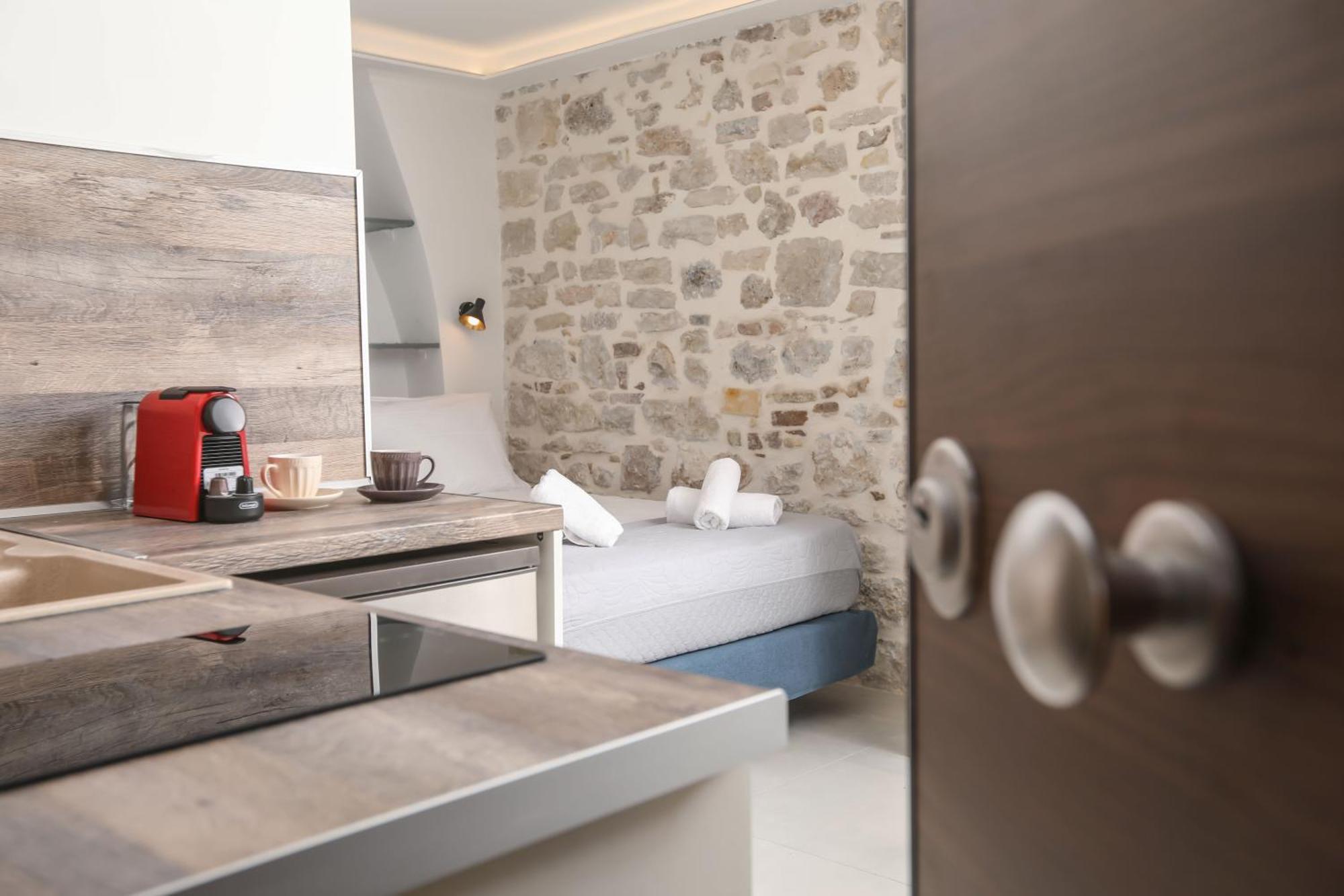 Apartament Solonos Homes *